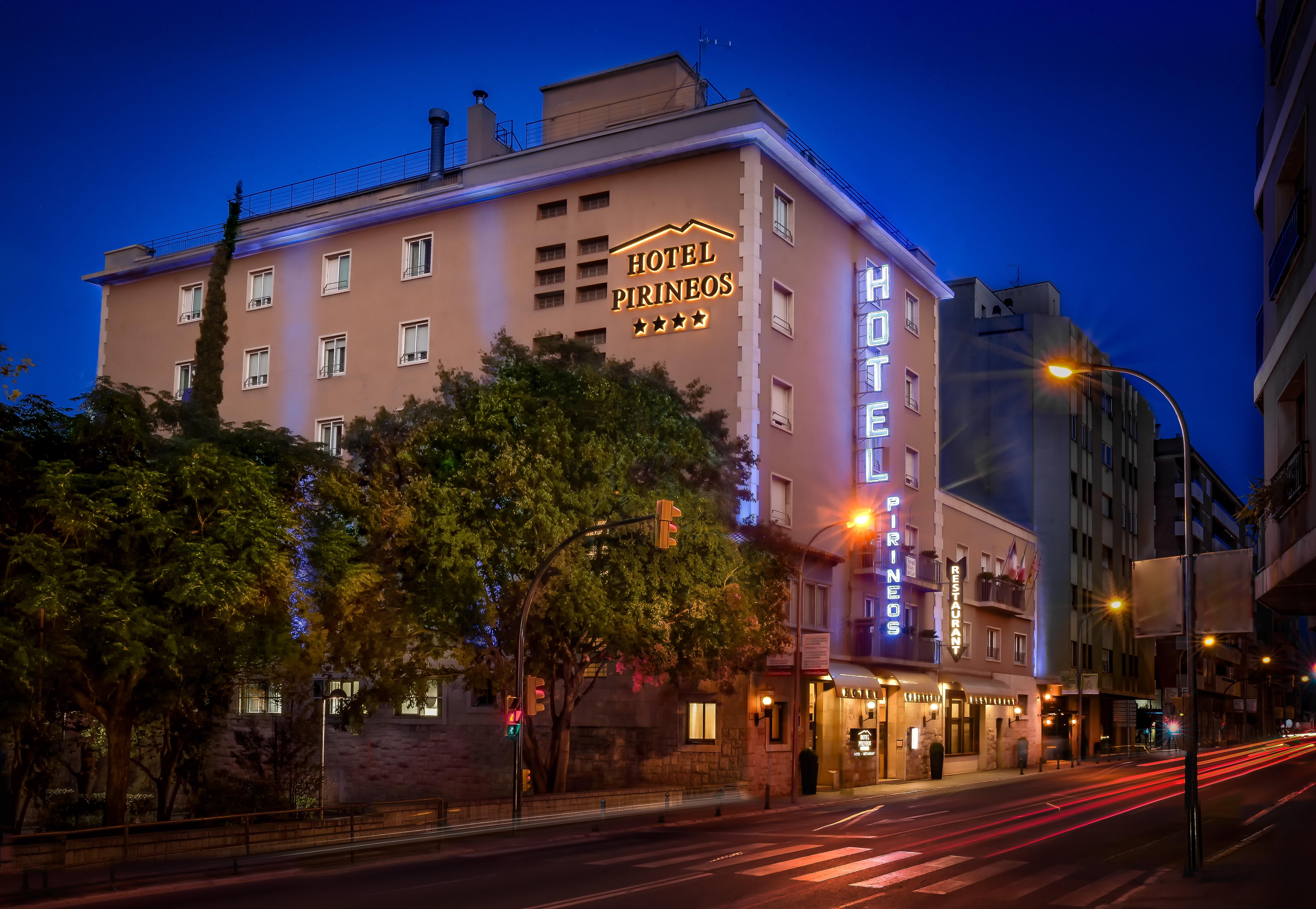 Hotel Pirineos Figueres By Pierre & Vacances المظهر الخارجي الصورة