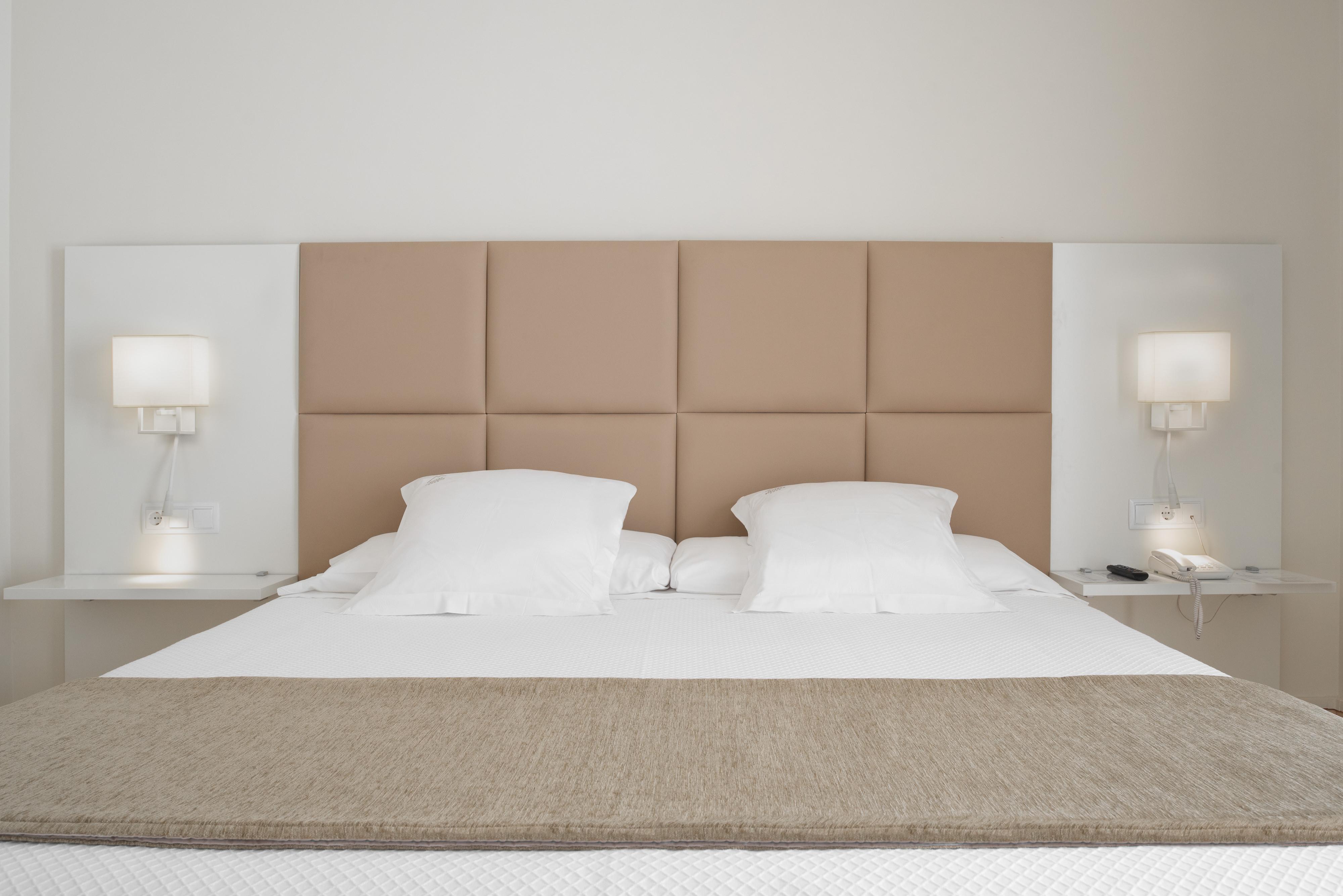 Hotel Pirineos Figueres By Pierre & Vacances المظهر الخارجي الصورة