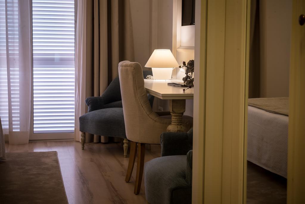 Hotel Pirineos Figueres By Pierre & Vacances المظهر الخارجي الصورة